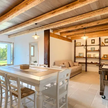 Rustic Krug With Panorama View In Buje *