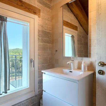 Rustic Krug With Panorama View In Buje *