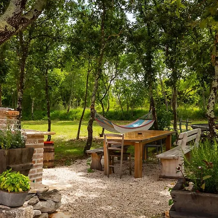 Rustic Krug With Panorama View In Buje Vila