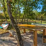 Rustic Krug With Panorama View In Buje Villa *