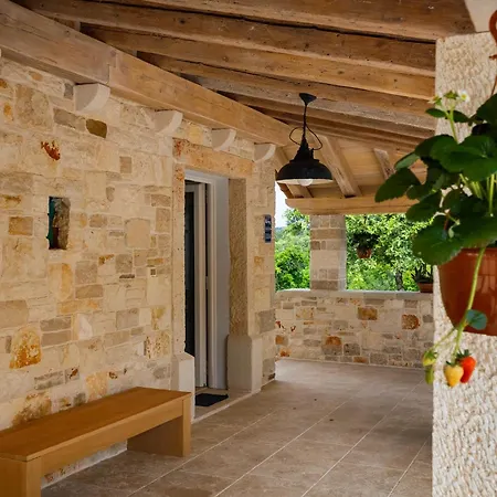 Rustic Krug With Panorama View In Buje * Bibali