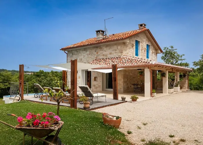 Rustic Krug With Panorama View In Buje Villa Bibali