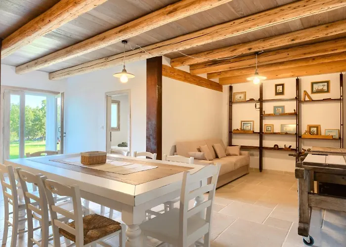 Rustic Krug With Panorama View In Buje * Bibali