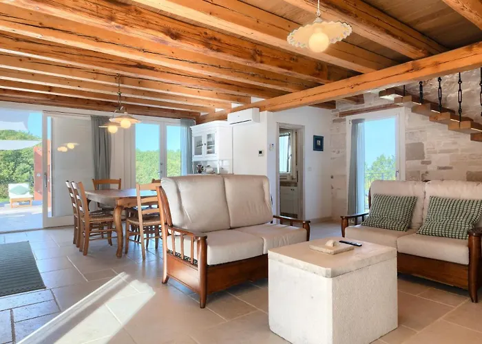 Villa Rustic Krug With Panorama View In Buje